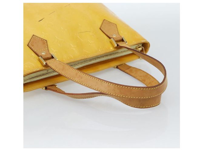 LOUIS VUITTON Bolso Monogram Vernis Houston Lime Yellow M91055 LV Auth 184778 Dorado - vista 7