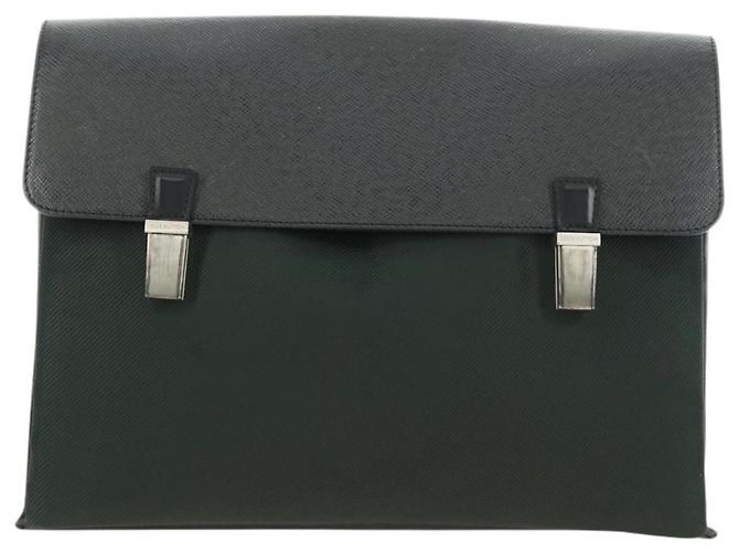 LOUIS VUITTON Taiga Saratov GM Shoulder Bag Ardoise M30882 LV Auth am11814V Grigio - vista 13