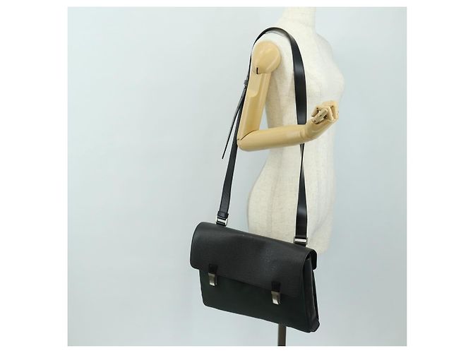 LOUIS VUITTON Taiga Saratov GM Shoulder Bag Ardoise M30882 LV Auth am11814V Grigio - vista 35