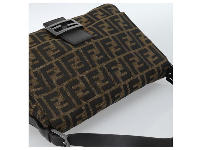FENDI Zucca Canvas Mamma Baguette Shoulder Bag Black Brown Auth 185432V Marrone Nero - vista 6