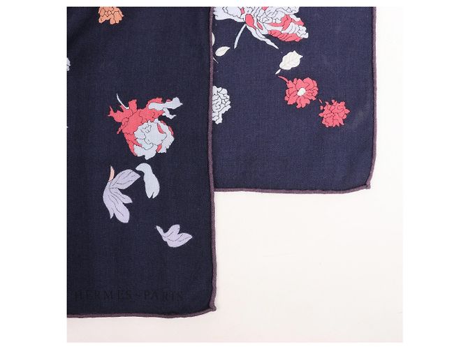 Carré Géant Hermès "Robe Legere" in cashmere e seta, blu navy - vista 3