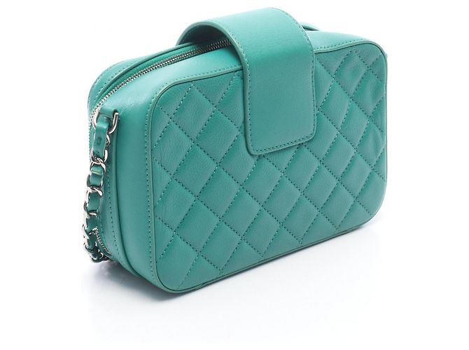 Bolso de hombro Chanel Matelassé Half Coco Verde - vista 2