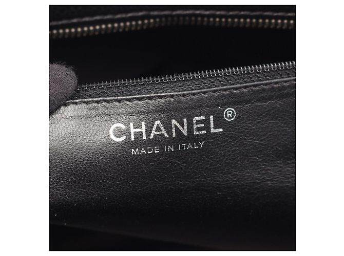 Borsa Chanel Matelassé in nero - vista 6