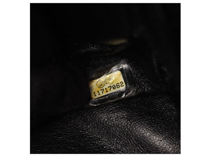 Borsa Chanel Matelassé in nero - vista 7