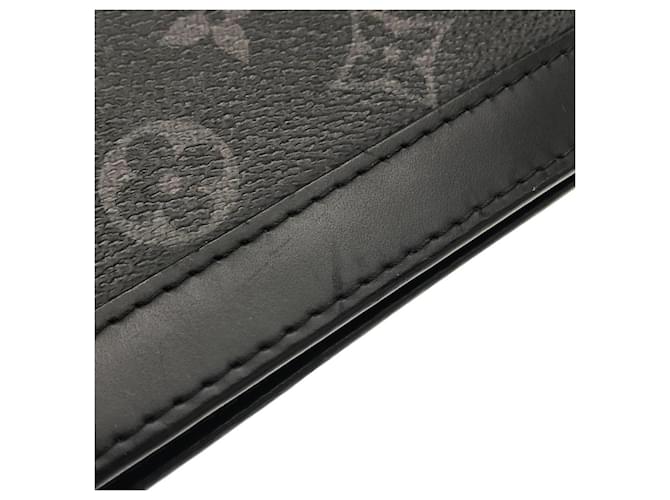 Louis Vuitton Monogram Eclipse Pochette Voyage MM Nero - vista 6