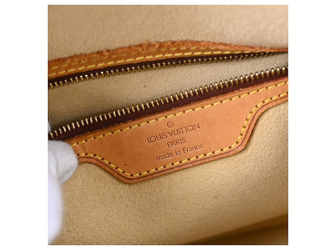 Louis Vuitton Vivacite Monogram Canvas Marrom - vista 4