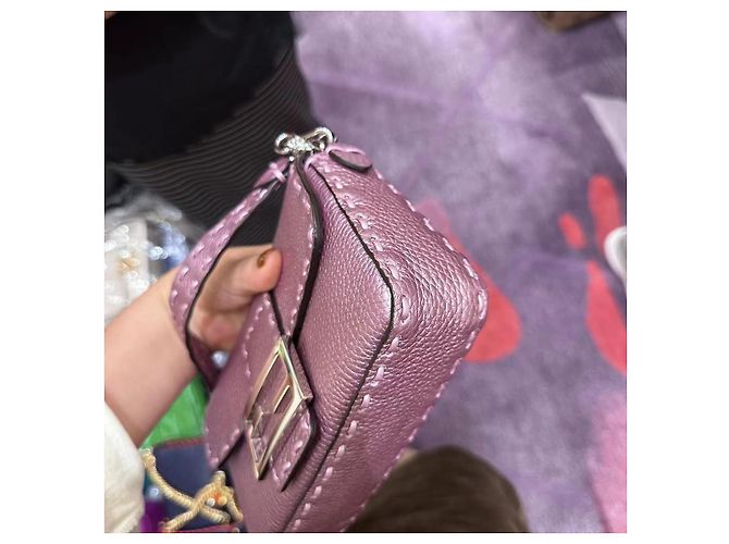 Fendi Baguette Tasche aus rosa Metallic-Leder Pink Metallisch - Ansicht 10