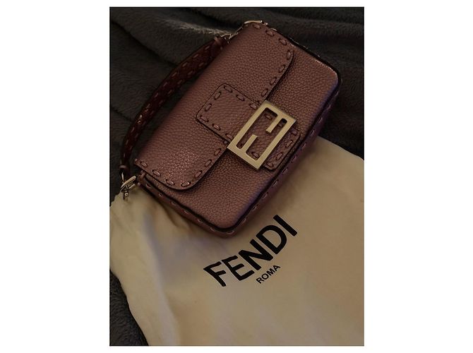 Fendi Baguette Tasche aus rosa Metallic-Leder Pink Metallisch - Ansicht 17