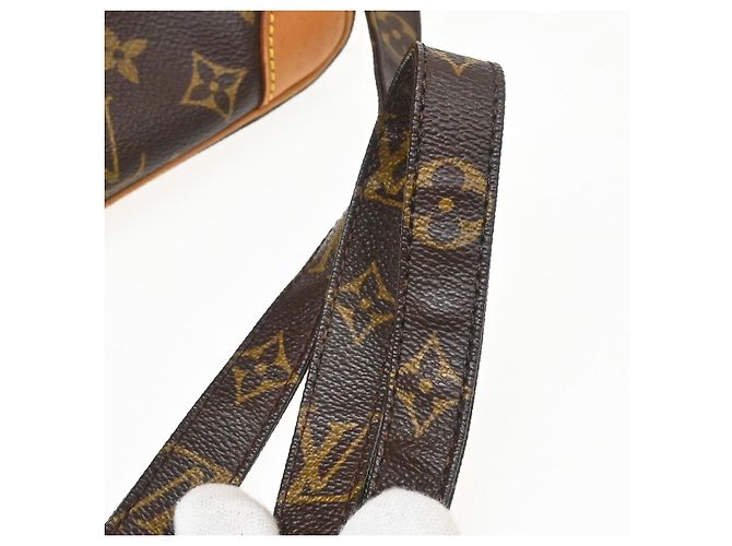 Louis Vuitton Nil Messenger Monogram Canvas 28 Marrone - vista 6