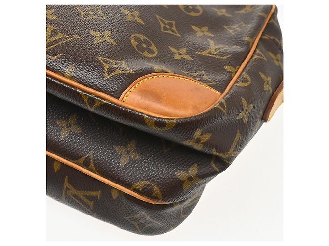 Louis Vuitton Nil Messenger Monogram Canvas 28 Marrone - vista 7