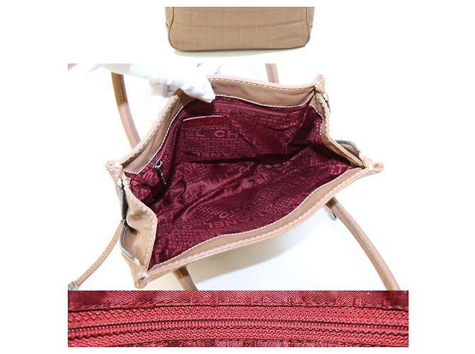 Borsa Chanel in pelle di vitello martellata beige - vista 2