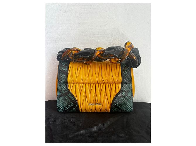 Miu Miu Borsa in pelle gialla e pitone Nero Verde Giallo - vista 11