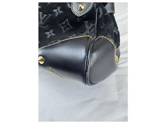 Alma Borsa Le Radieux in scamosciato e pelle Monogram Louis Vuitton Nero - vista 10