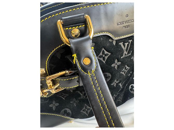 Alma Borsa Le Radieux in scamosciato e pelle Monogram Louis Vuitton Nero - vista 15