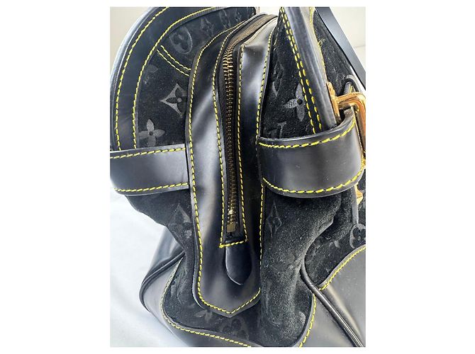 Alma Borsa Le Radieux in scamosciato e pelle Monogram Louis Vuitton Nero - vista 6