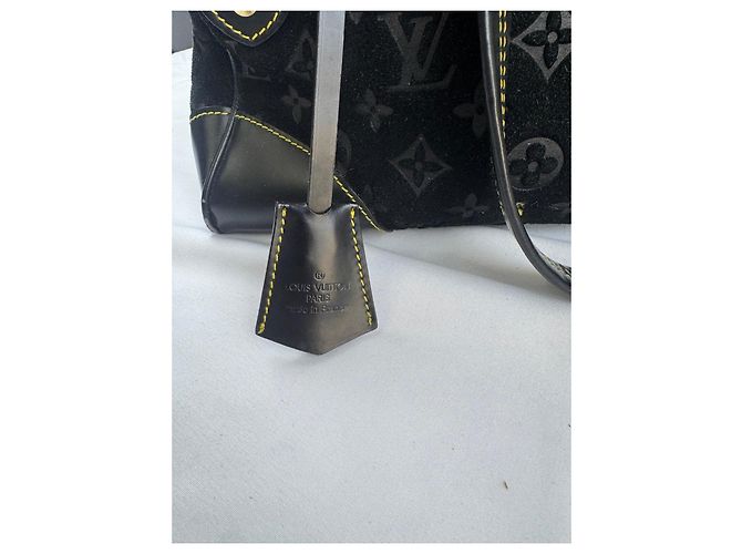 Alma Borsa Le Radieux in scamosciato e pelle Monogram Louis Vuitton Nero - vista 7