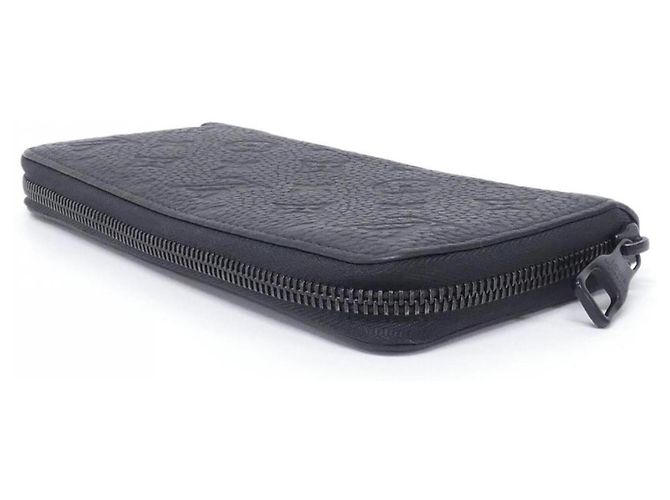 Louis Vuitton Taurillon Monogram Zippy Wallet Black - view 2