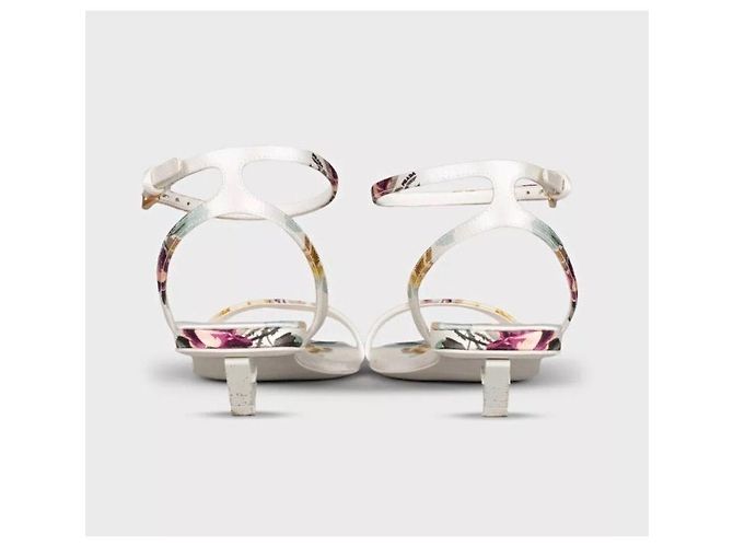 Prada Sandalen aus Textil mit weißem Blumenprint Größe 36 gebraucht - Ansicht 4