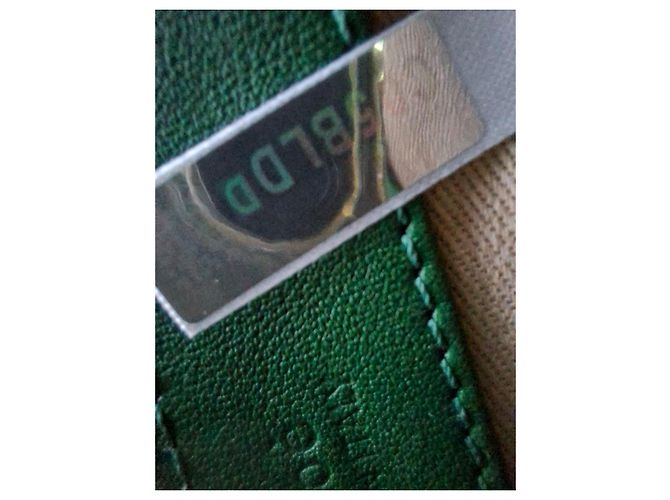 Chloé C Mini Borsa in Pelle Stampa Coccodrillo Verde - vista 11