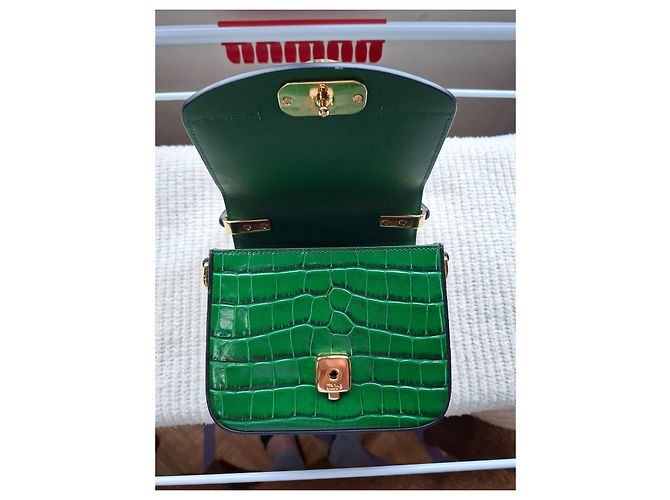 Chloé C Mini Borsa in Pelle Stampa Coccodrillo Verde - vista 5
