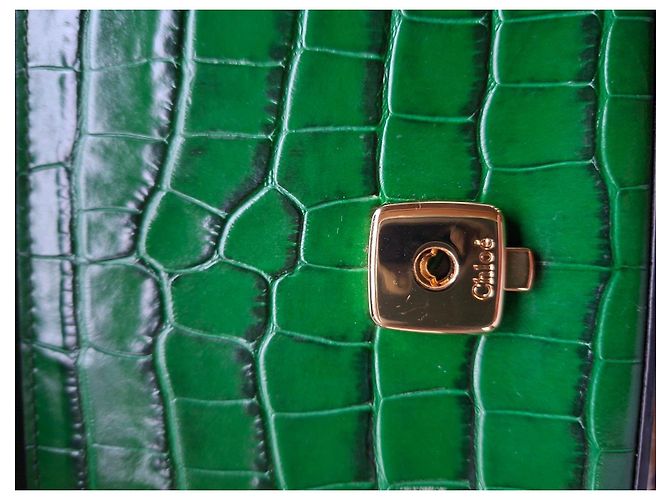 Chloé C Mini Borsa in Pelle Stampa Coccodrillo Verde - vista 8