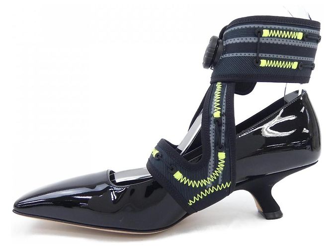 Christian Dior Roger Vivier Pumps aus Lackleder Schwarz - Ansicht 2
