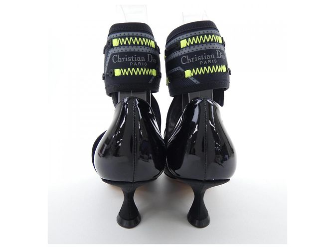 Christian Dior Roger Vivier Pumps aus Lackleder Schwarz - Ansicht 5