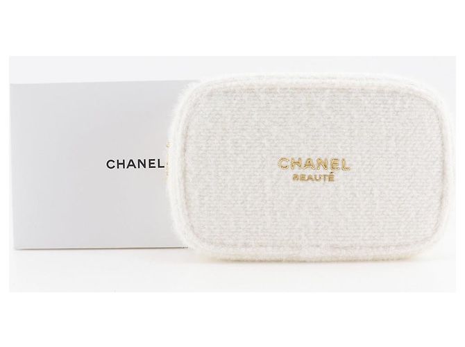 Coffret di Natale Chanel 2024 Pochette in Tweed Bianco - vista 8