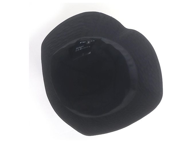 Cappello in Re-Nylon con logo triangolo Prada Nero - vista 4