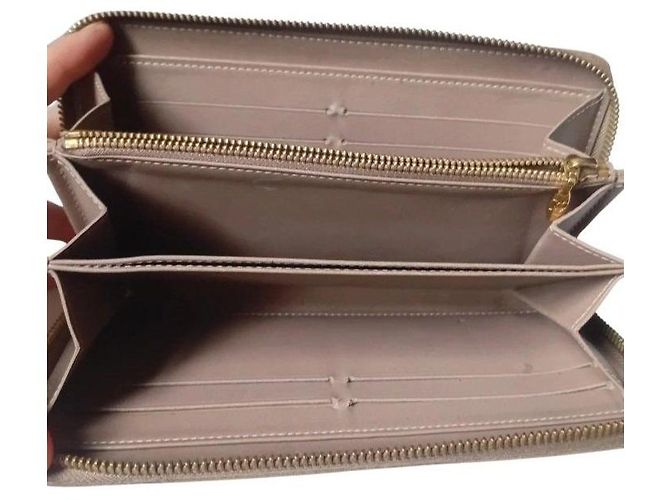 Louis Vuitton Monogram Vernis Zippy Wallet in Brown - view 8