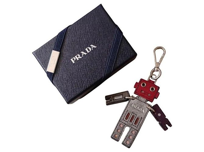Prada Portachiavi Robot in Pelle Saffiano Rosso Grigio Silver hardware - vista 4