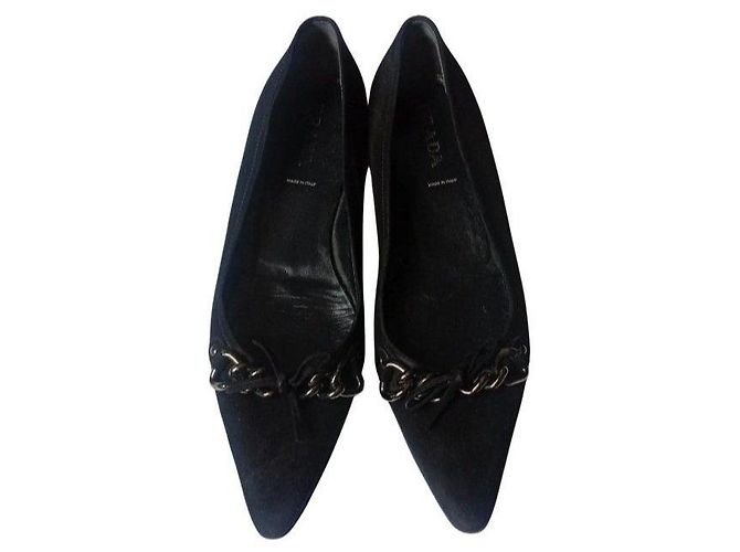 Prada Ballerine Punta in Camoscio Nero - vista 4