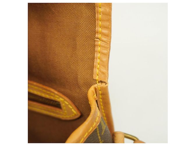 Borsa a spalla Louis Vuitton Monogram Gibeciere PM Marrone - vista 9