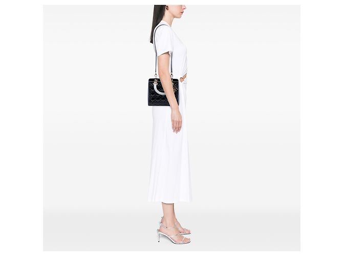 Dior Lady Dior Cannage in vernice nero, misura Medium - vista 6