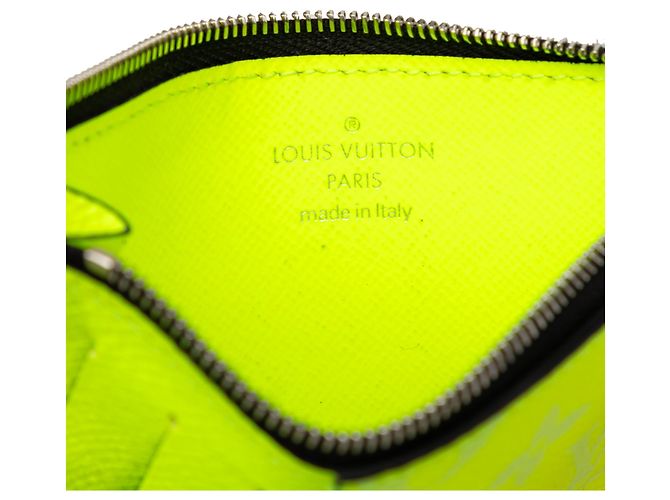 Tarjetero Louis Vuitton Yellow Taigarama Amarillo - vista 5