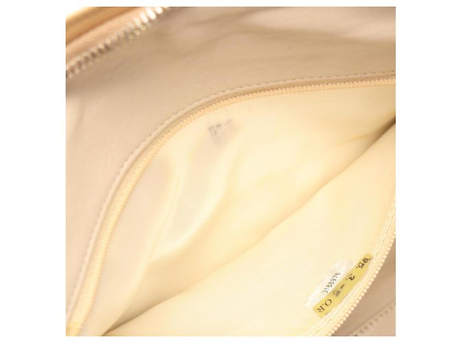 Borsa a tracolla Chanel Matelassé con nappa Beige - vista 7