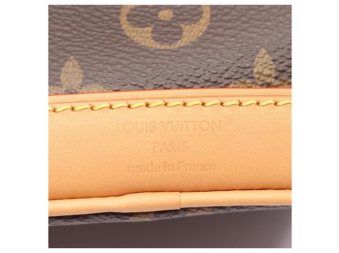 Borsa Louis Vuitton Nano Noe Monogram Marrone - vista 4