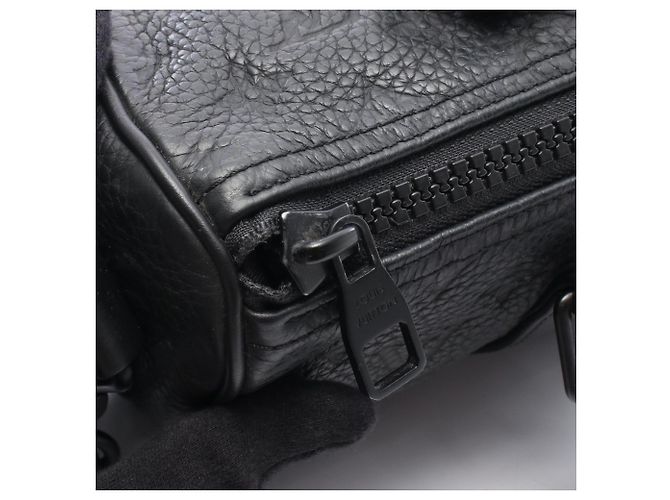 Borsa Louis Vuitton Keepall Bandoulière 25 Nero - vista 7