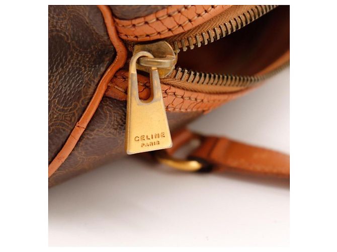 Céline Celine Bolso Boston Monogram Macadam Castaño Monograma - vista 10