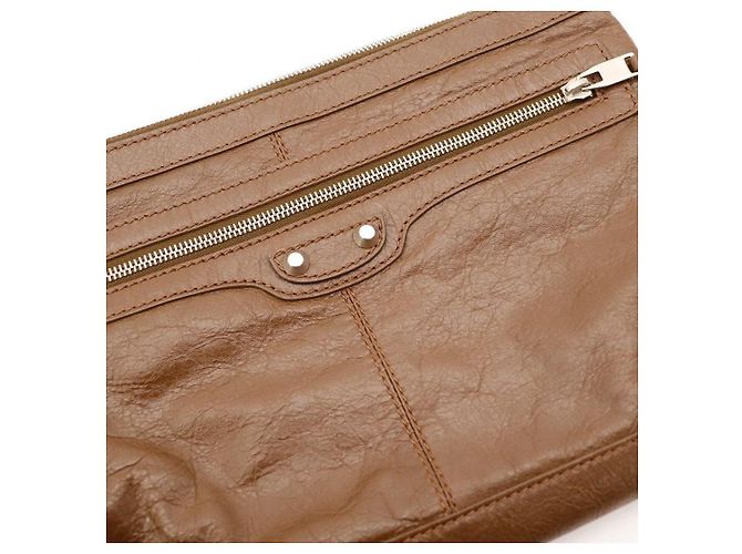 Balenciaga Pochette in pelle marrone - vista 6