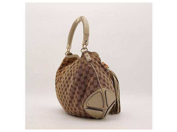 Bolsa hobo Gucci GG Monogram Canvas Bamboo Tassel Marrom Bege - vista 4
