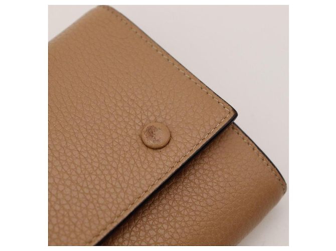 Céline Celine Cartera Bi-fold en piel de becerro granulada taupe Gris pardo - vista 7