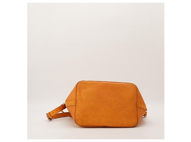 Louis Vuitton Borsa a Secchiello Noe GM in Pelle Epi Giallo - vista 5