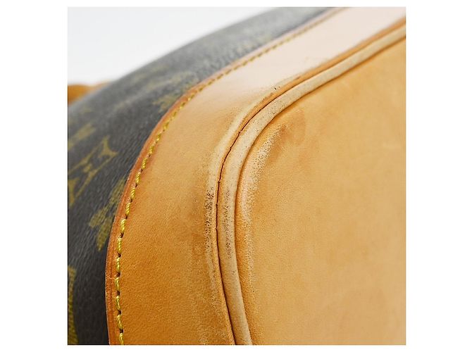 Louis Vuitton Alma Monogram Canvas PM Castaño - vista 7