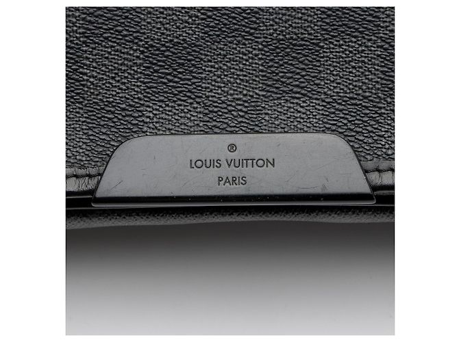 Louis Vuitton Damier Graphite Daniel MM Messenger Negro - vista 9