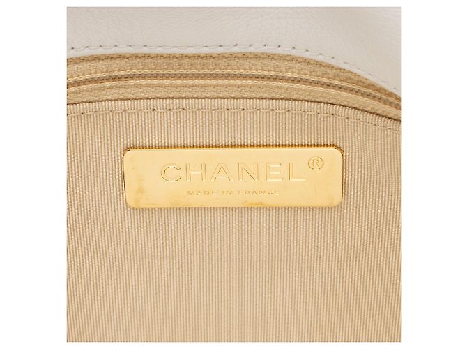 Gabrielle Bolsa de ombro Chanel Lambskin 19 Large Flap Branco - vista 8