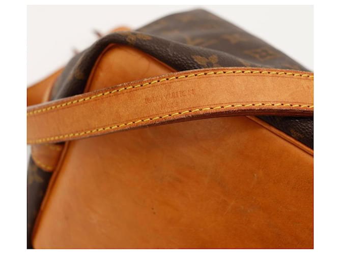Louis Vuitton Borsa a Secchiello Monogram Noé Marrone - vista 9
