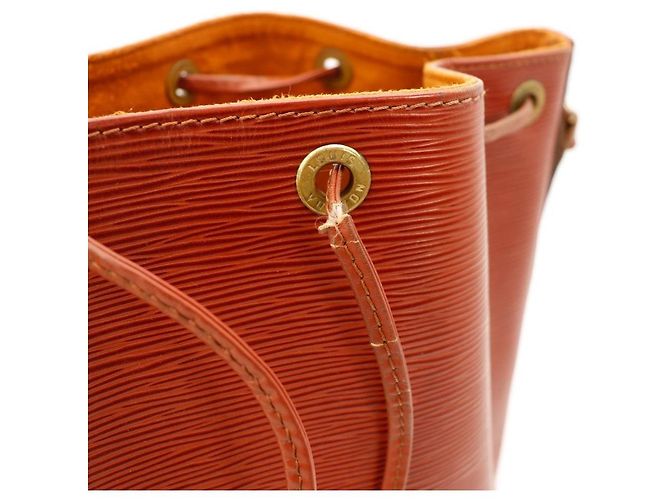 Louis Vuitton Borsa a Secchiello Noé in Pelle Epi Marrone - vista 7