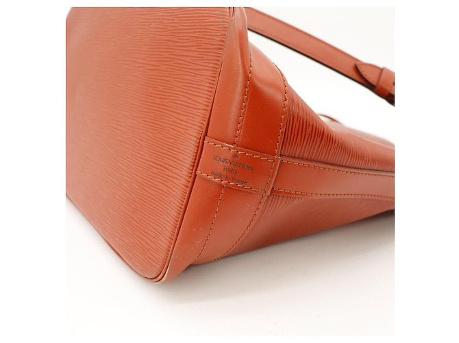 Louis Vuitton Borsa a Secchiello Noé in Pelle Epi Marrone - vista 8