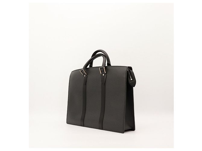 Louis Vuitton Valigetta in pelle Taiga Nero - vista 2